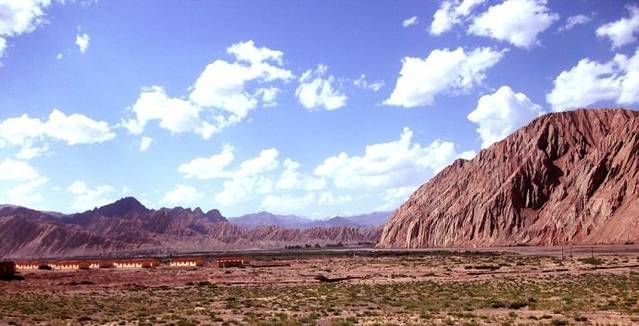 天山昆仑山交汇