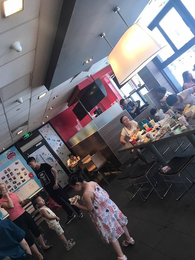 麦当劳(隆回桃洪中路店)