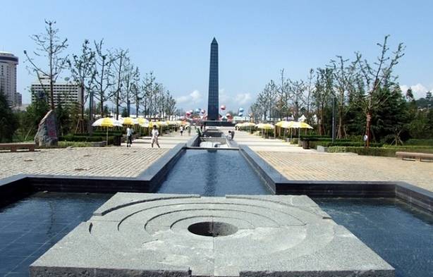 青岛汇泉商业广场