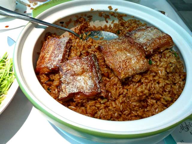 金海华·赫本时光(现代传媒广场店)