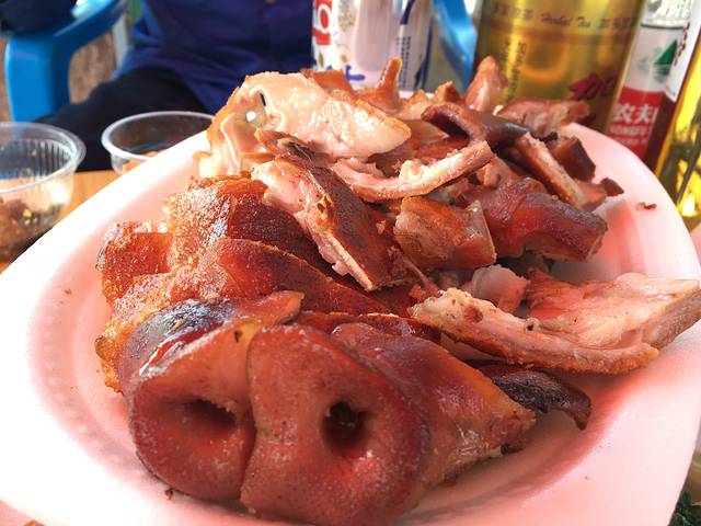 左记正宗渠黎金牌烤猪