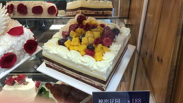 多乐多蛋糕店(五一店)