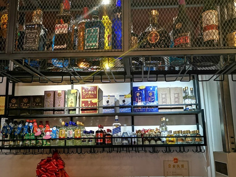 六婆串串香(本溪店)旅游景点图片