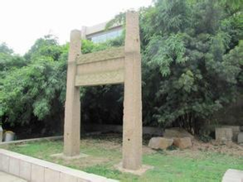 冯班墓旅游景点图片