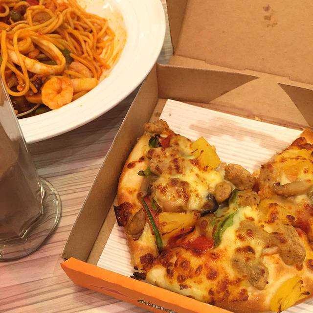 必胜客(铁西广场店)