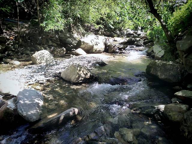 耿峪桥头农家乐