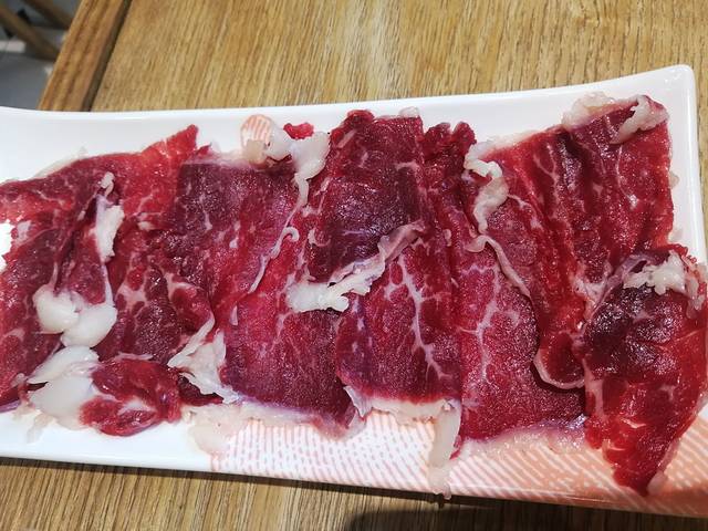 耍牛满·爽腩鲜牛肉火锅(太古仓店)