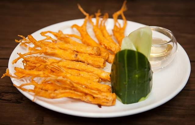 百年土种参鸡汤