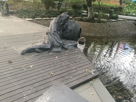 爱山广场旅游景点图片