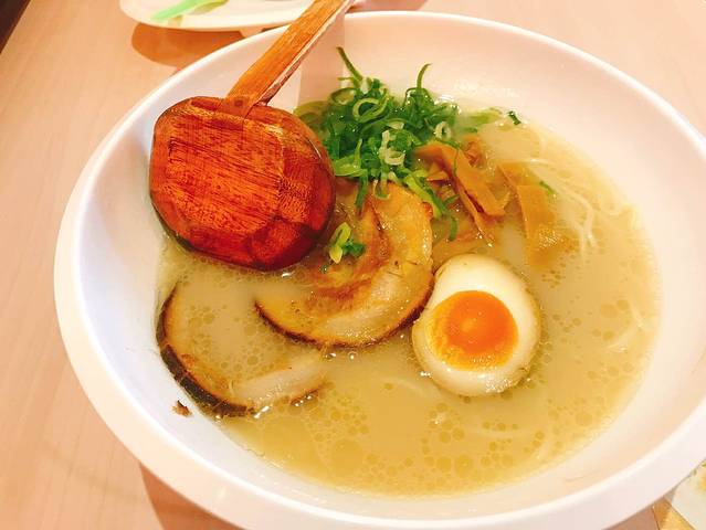 味千拉面(珠江路新世界百货店)