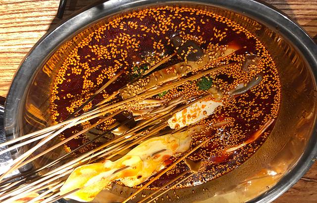 叶婆婆钵钵鸡(乐山老店)