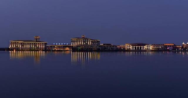 半岛温泉酒店·餐厅