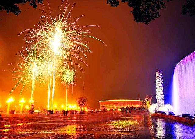 梅县区人民广场