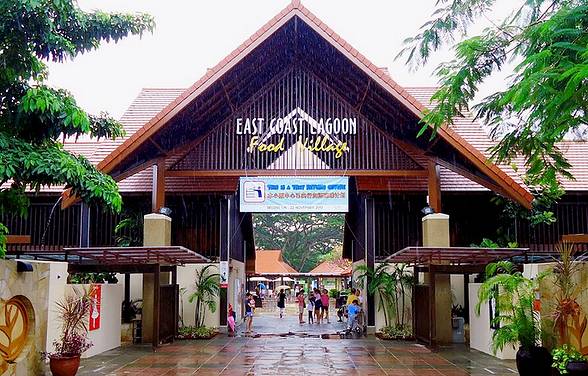 东海岸人工湖美食村