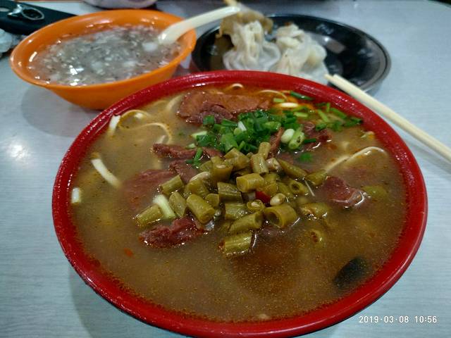 老武汉自助快餐店