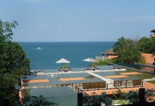 Baba Poolclub Phuket Restaurant旅游景点图片