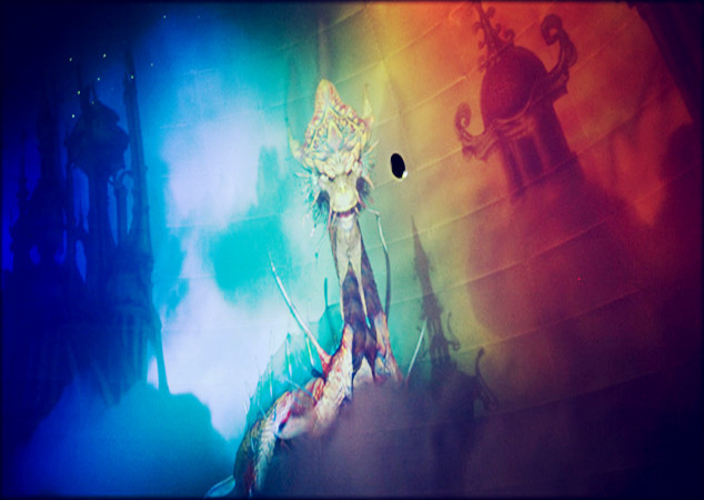 【澳门】新濠天地《天幕龙腾》表演