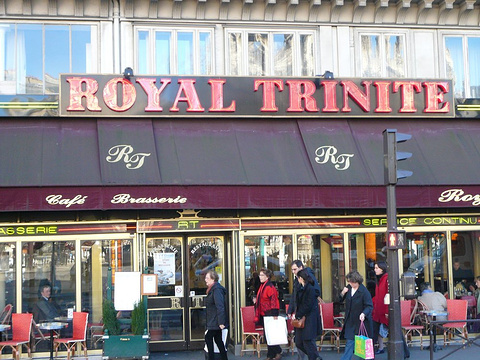 Royal Trinite旅游景点图片