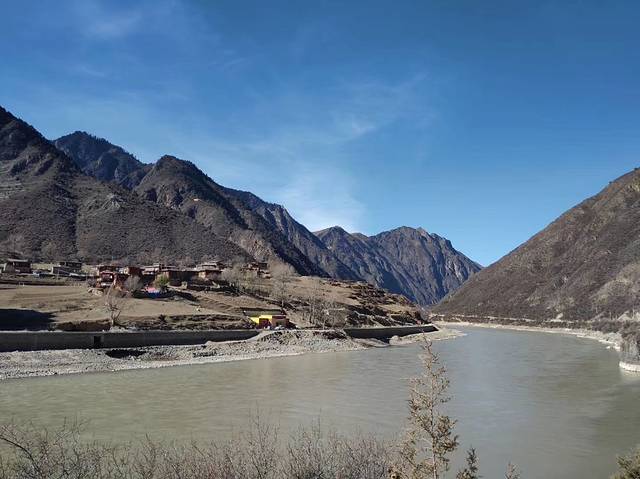 竹巴龙金沙江大桥