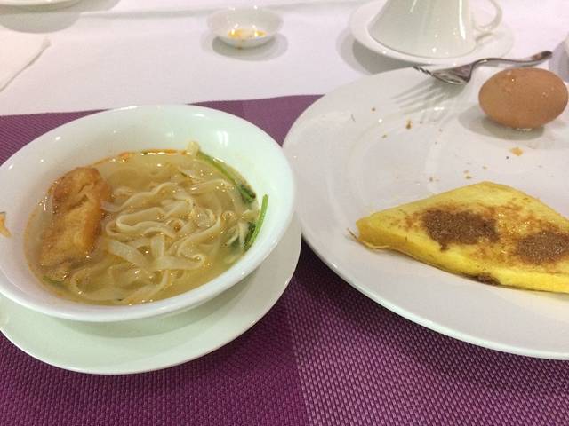 黄山昱城皇冠假日酒店·江畔自助餐厅