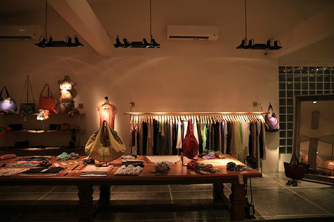 Chandra Boutique Shop的图片