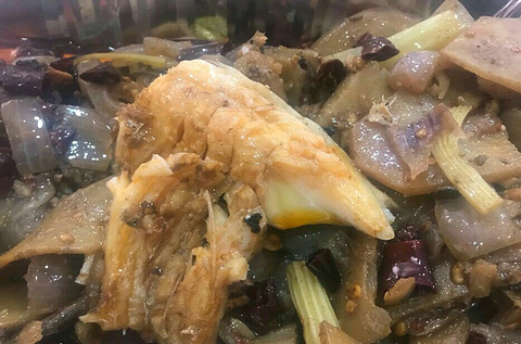 沈姐万州烤鱼(花卉园店)