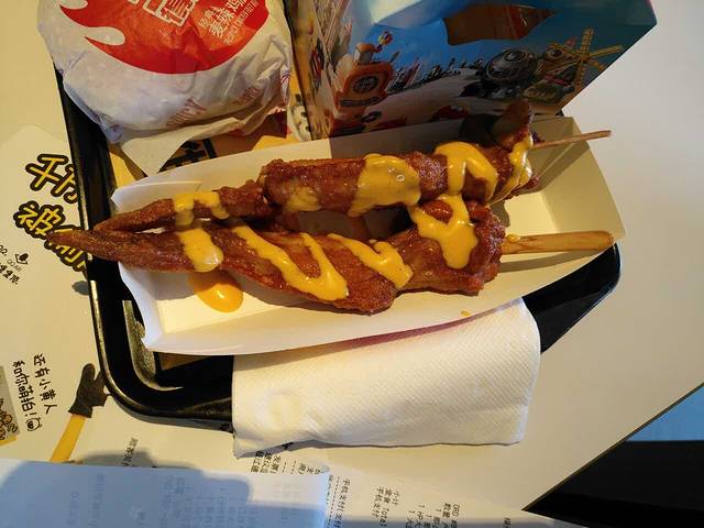 武夷山麦当劳仙凡界路得来速餐厅