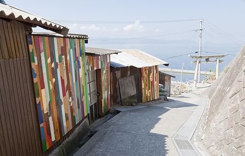 男木岛路地壁画项目的图片