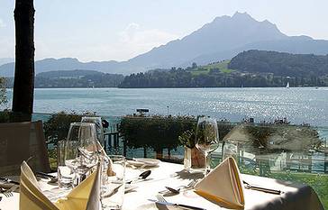 HERMITAGE Beach Club