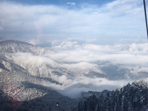 西岭雪山大飞水景区-观云台旅游景点图片