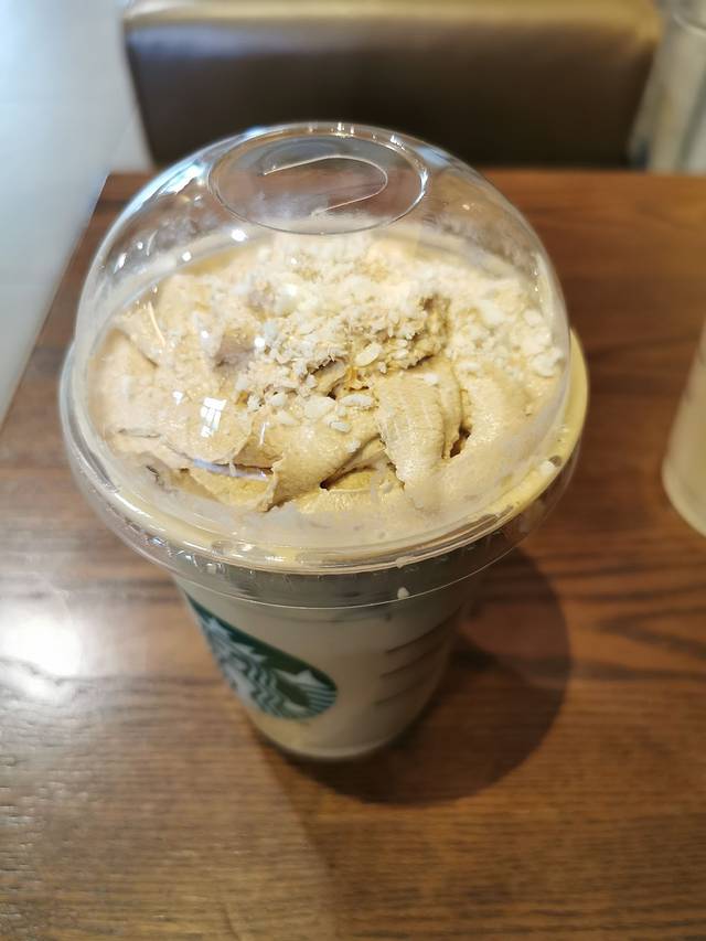 星巴克臻选(无锡湖滨商业街店)