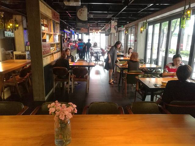 比比客(银亭路店)