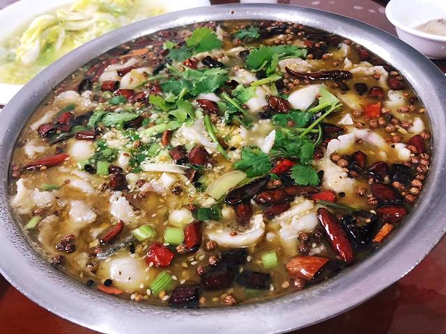 铭鼎鱼荘·沸腾鱼(鼓楼店)