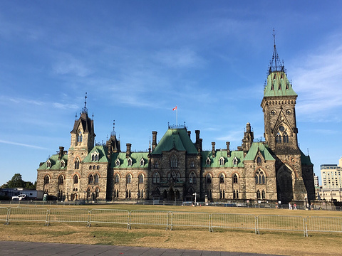 Parliament Hill and Buildings旅游景点图片