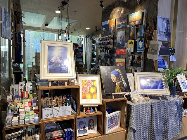 建邺金鹰天地广场