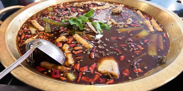 桃园结义美蛙耗儿鱼(龙都南路店)