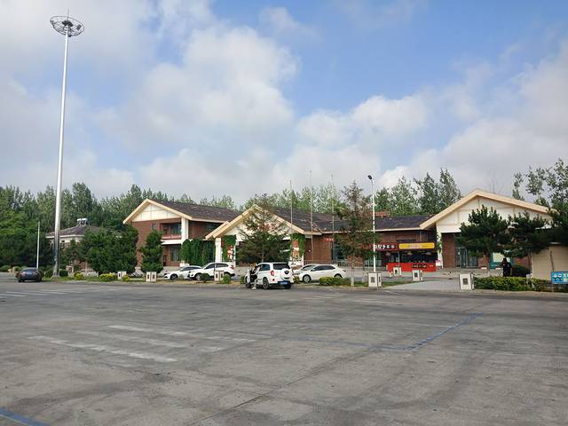 皮口服务区超市