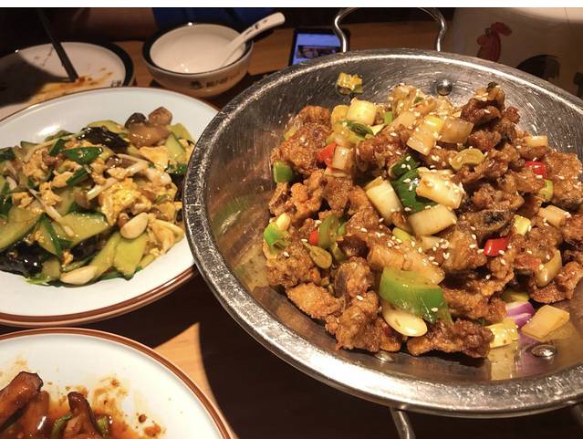 厨八怪民俗菜(和源·贰号公馆店)