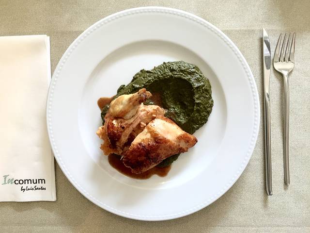 Incomum by Luis Santos