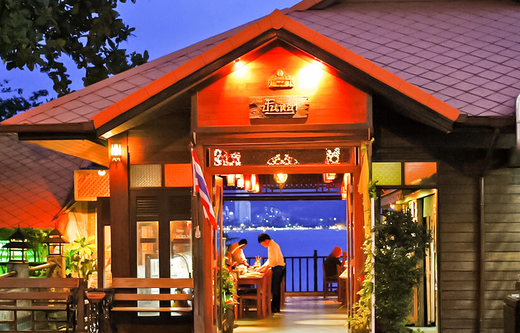 Pan Yaah Seaview Cafe Restaurant & Bar