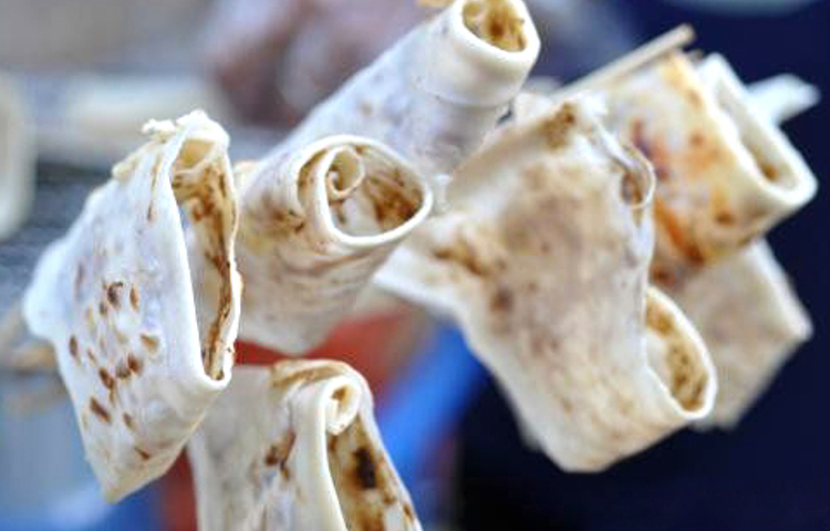 现烤大理乳扇地摊