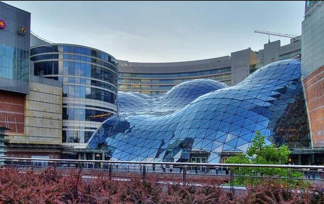 金露台购物中心