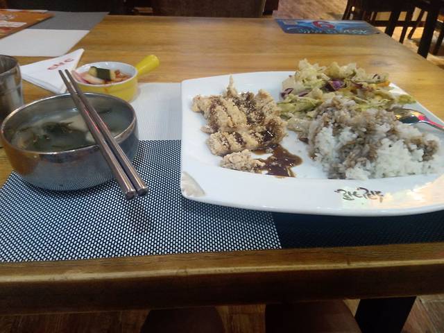 永华大厦尊荣员工餐厅