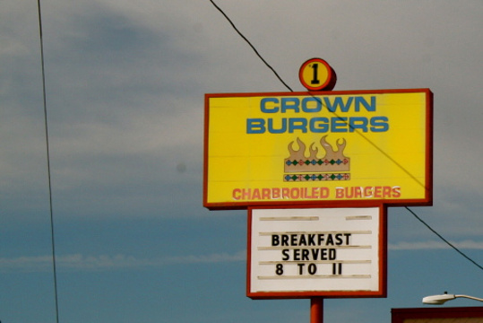 Crown Burgers旅游景点图片