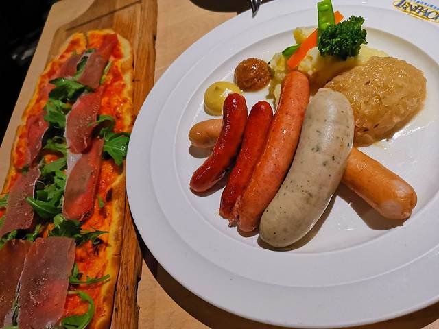 LENBACH兰巴赫 西餐啤酒坊(西安南门店)