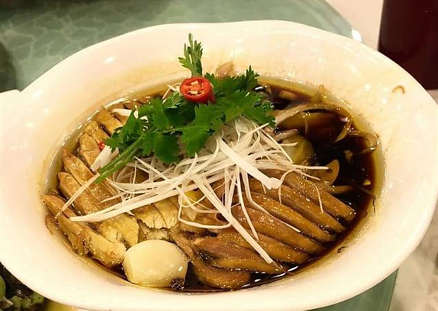 Hong Nien Chinese Restaurant