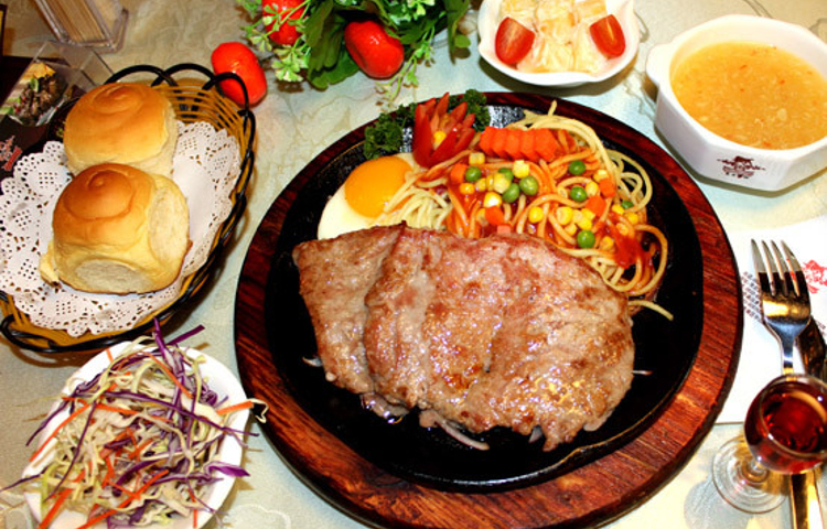 加州牛排专门店