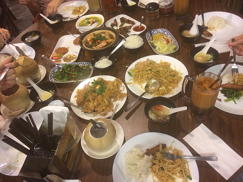 E-Sarn Thai Cuisine