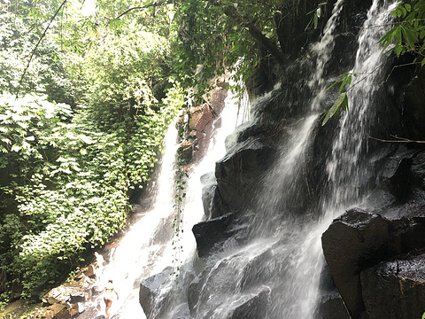Kanto Lampo Waterfall旅游景点图片