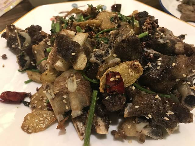 雪源昌渔村餐饮总店